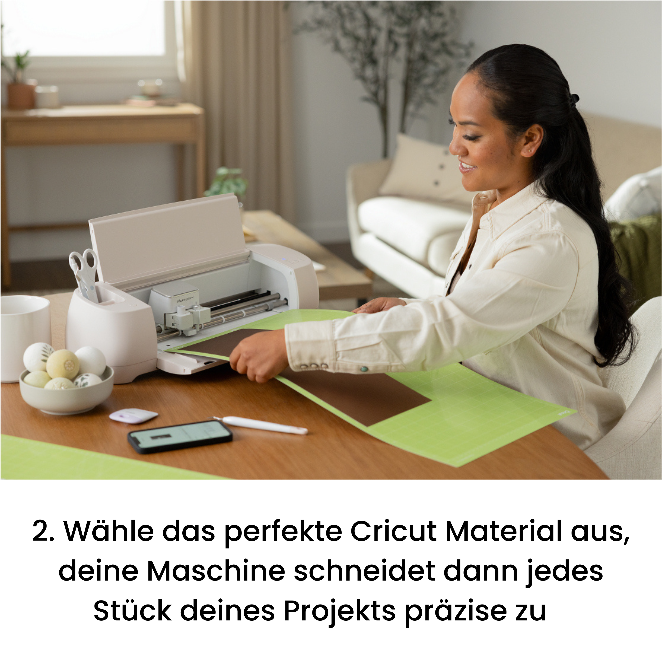 Cricut 2011287 Explore 4 Schneideplotter - Muschelweiß inkl. Essentials Bundle